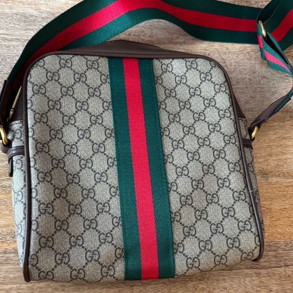 Messenger Bag with Green and Red Stripes - Picture 3 of 3